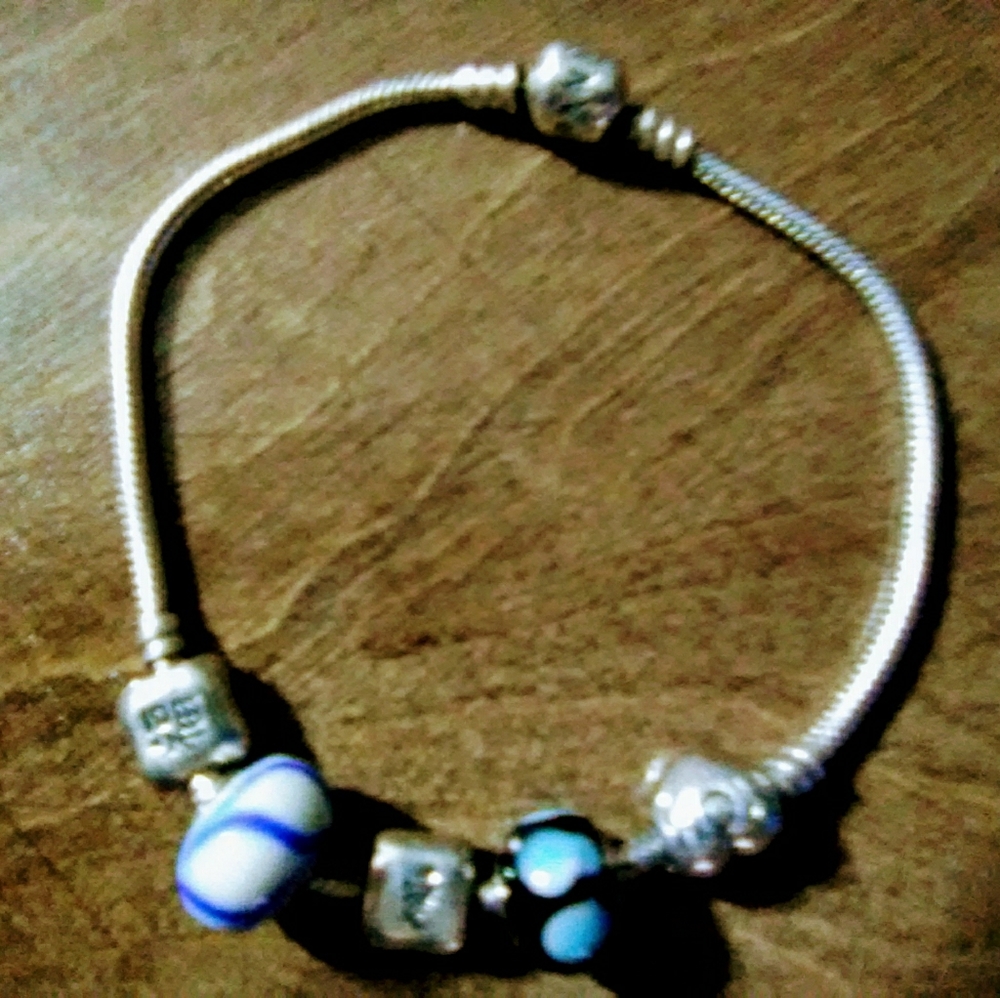Pandora charm bracelet with 3 charms 1 says mom - Picture 1 of 1
